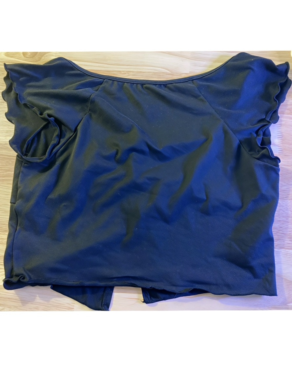 Crop top - Picture 2 of 2